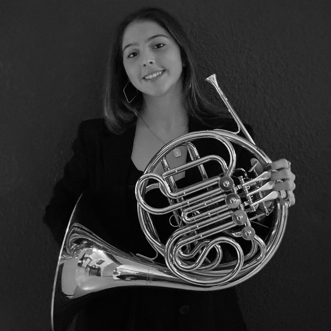 ENTREVISTAMOS A LA JOVEN TROMPISTA MARÍA DOLORES PALOMA MARTÍN CON MOTIVO DE SU PRÓXIMO DEBUT JUNTO A IBERIAN SINFONIETTA